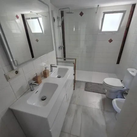 Noria 2, Pied Dans Le Sable, Magnifique Vue Mer, Piscine, Garage, Climatisation San Luis de Sabinillas